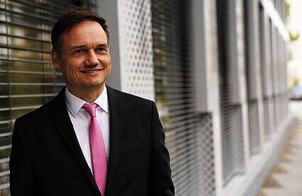 Zeedin Blog | Geldanlage 2023  | Hauck Aufhäuser Lampe